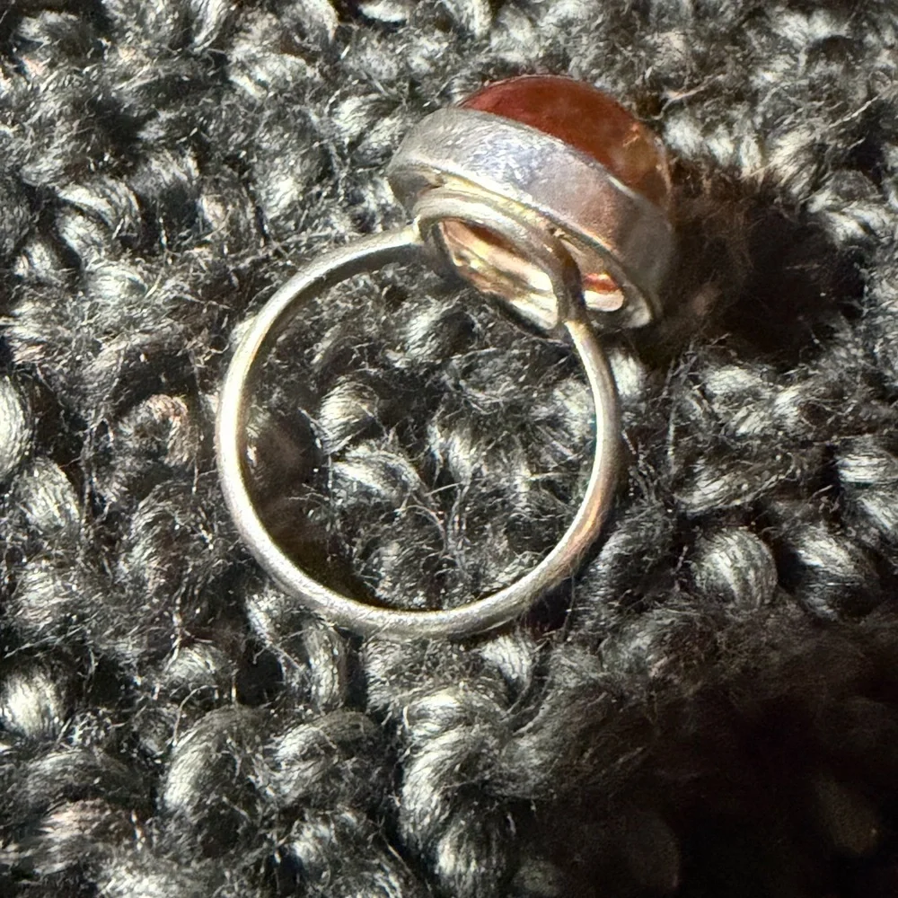 Sterling Silver Amber Ring size 8.5 - Picture 6 of 7